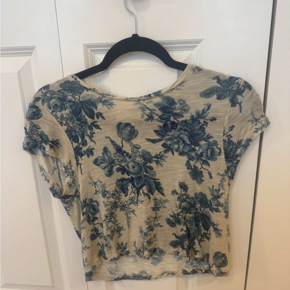 LoveShackFancy Blue Floral Cropped Tee on Cream